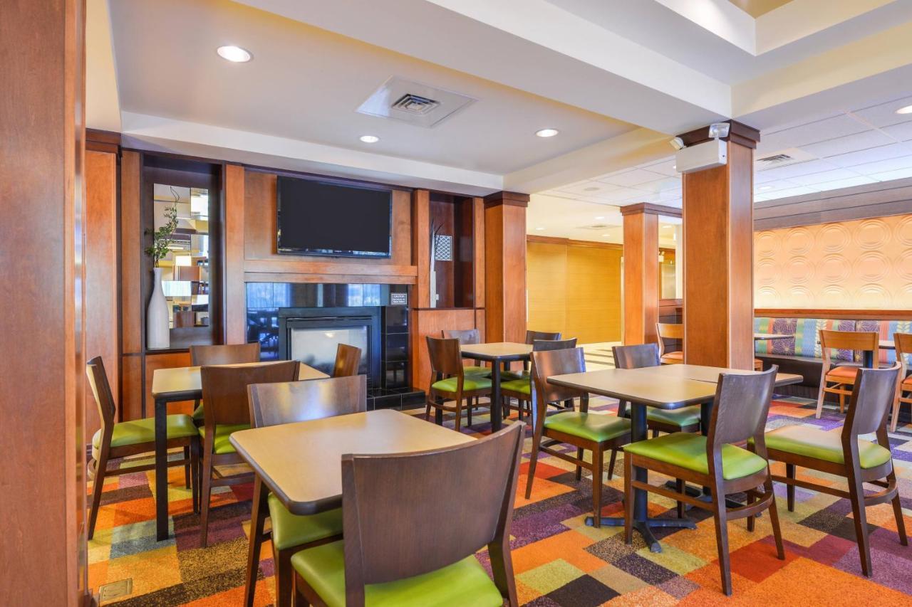 Fairfield Inn & Suites White Marsh Exterior photo